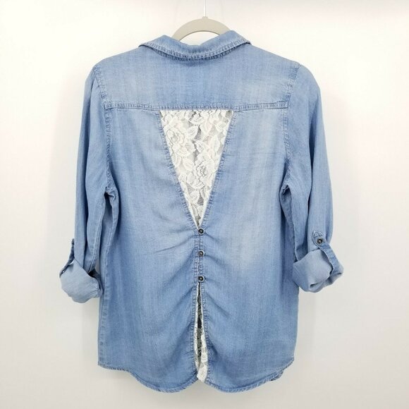 Hint Of Mint Chambray Button Down Front with Lace Inset Back Size M denim & Lace - Picture 12 of 12
